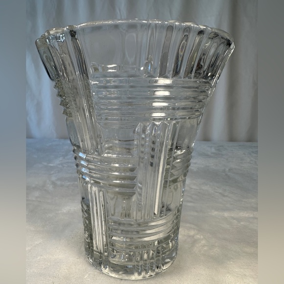 Clear Anchor Hocking Glass Vase Basket Weave Pattern Pressed Glass Flared Top - Picture 1 of 7